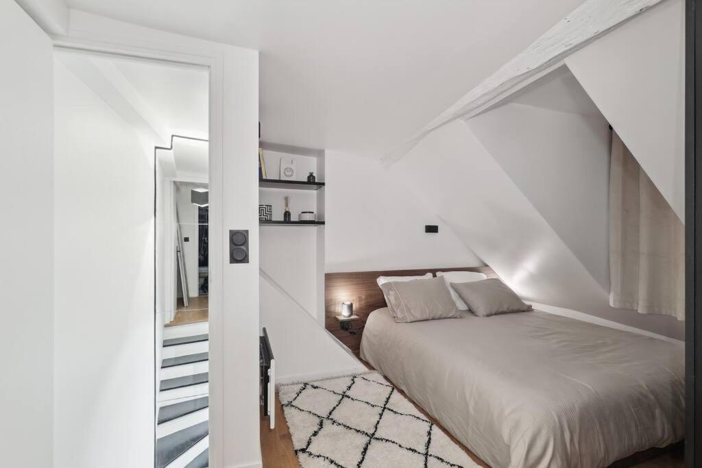 Апартаменты Duplex Parisien Pres Du Louvre Экстерьер фото