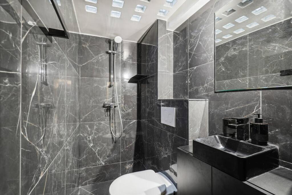 Апартаменты Duplex Parisien Pres Du Louvre Экстерьер фото